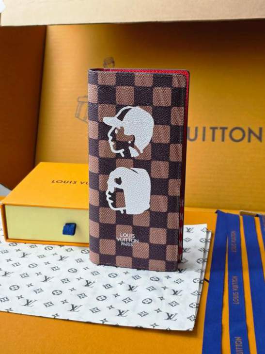 Picture of Louis Vuitton Wallets _SKUfw220045197fw